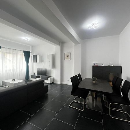 Marvellous Aparthotel With Master Apartments スチャヴァ エクステリア 写真