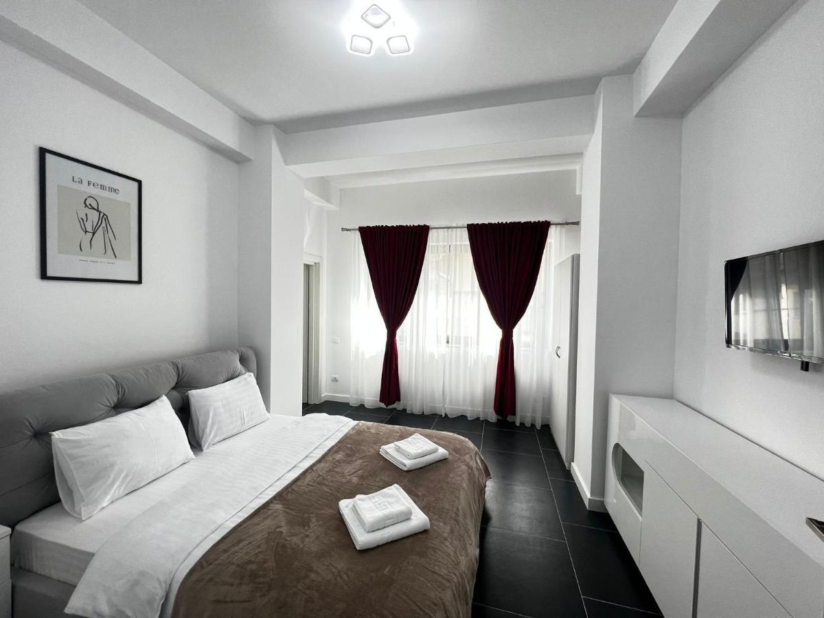 Marvellous Aparthotel With Master Apartments スチャヴァ エクステリア 写真