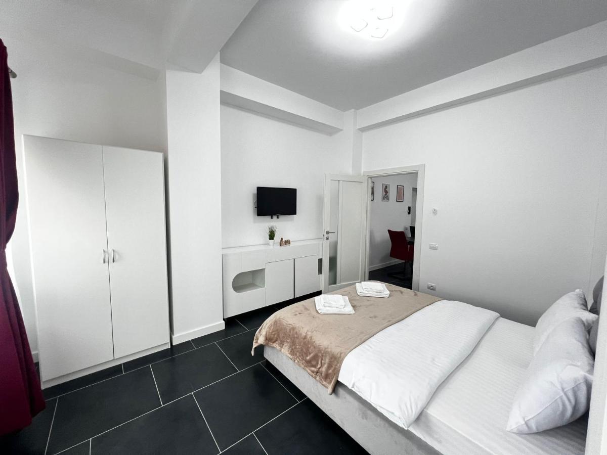 Marvellous Aparthotel With Master Apartments スチャヴァ エクステリア 写真