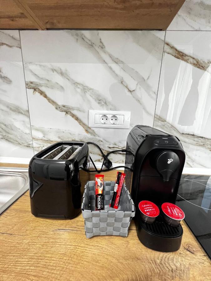 Marvellous Aparthotel With Master Apartments スチャヴァ エクステリア 写真
