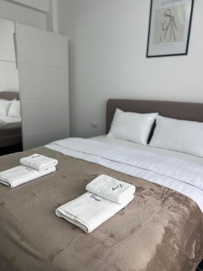 Marvellous Aparthotel With Master Apartments スチャヴァ エクステリア 写真