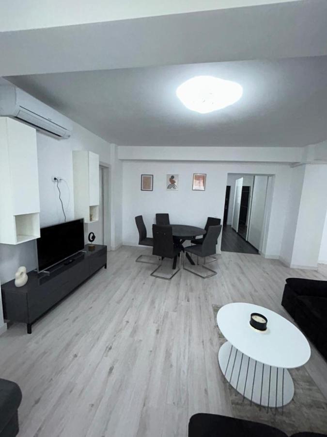 Marvellous Aparthotel With Master Apartments スチャヴァ エクステリア 写真